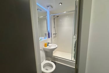 1 bed flat, Fulford Road, Grange Garth, York, YO104EA - Image 4