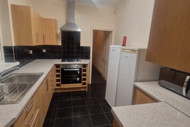 5 bed house, Harrow Road, Selly Park, Birmingham, B297DW - Image 3