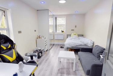 1 bed studio, Constance Road, Balsall Heath, Birmingham, B57RB - Image 1