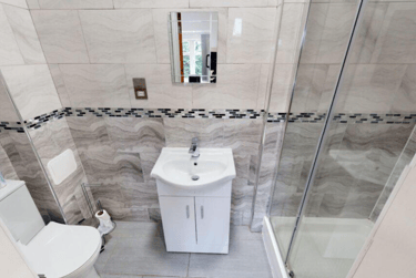 1 bed studio, Raglan Road, Edgbaston, Birmingham, B57RA - Image 2