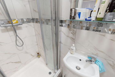 1 bed studio, Constance Road, Balsall Heath, Birmingham, B57RB - Image 4