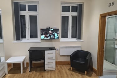 1 bed studio, Raglan Road, Edgbaston, Birmingham, B57RA - Image 3