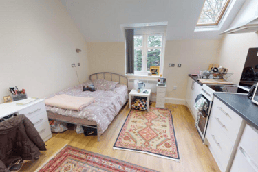 1 bed studio, Raglan Road, Edgbaston, Birmingham, B57RA - Image 1