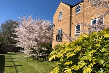 2 bed flat, Lawrence Street, Layerthorpe, York, YO103EU - Image 1