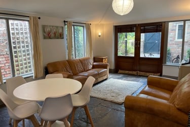 6 bed house, Lawrence Street, Layerthorpe, York, YO103EB - Image 2