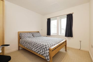 2 bed flat, Olympian Court, Layerthorpe, York, YO103UE - Image 5