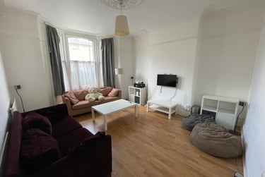 7 bed house, Scarcroft Road, City Centre, York, YO231NE - Image 3