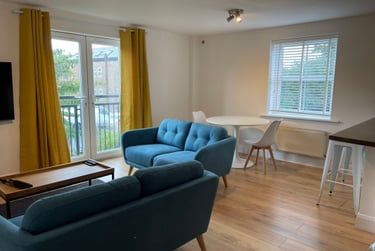 2 bed flat, Lawrence Street, Layerthorpe, York, YO103EU - Image 2