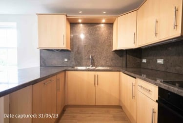 2 bed flat, Lawrence Street, Layerthorpe, York, YO103EU - Image 9