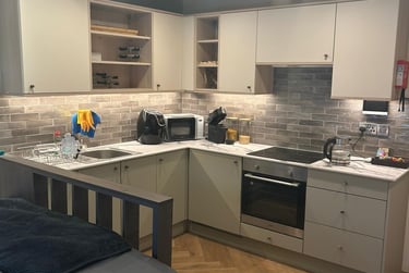1 bed studio, Millstone Lane, Highfields, Leicester, LE15BX - Image 4