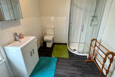 5 bed house, Mackintosh Place, Cathays, Cardiff, CF244RP - Image 2