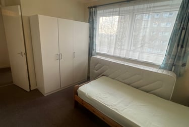 3 bed house, Eden Mount, Kirkstall, Leeds, LS42UA - Image 9