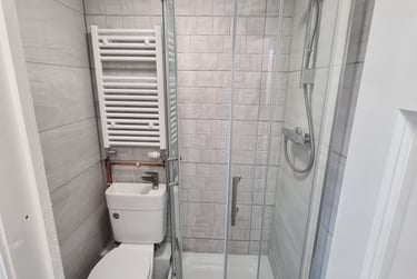 6 bed house, St. Aldwyn Road, City Centre, Gloucester, GL14RD - Image 1