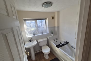 3 bed house, Waterside Close, Quedgely, Gloucester, GL24LF - Image 8