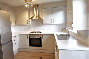 4 bed house, Stretford Road, Hulme, Manchester, M154AW - Image 2