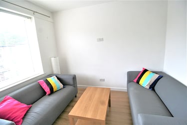 3 bed flat, Daisy Bank Road, Victoria Park, Manchester, M145GL - Image 2