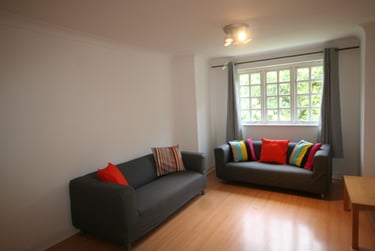 2 bed flat, Hadfield Close, Victoria Park, Manchester, M145LY - Image 4