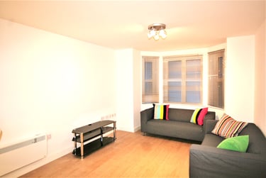 2 bed flat, Hadfield Close, Victoria Park, Manchester, M145LY - Image 4