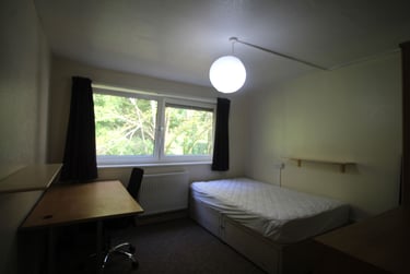 4 bed flat, Highbrook close, Lewes road, Brighton, BN24HL - Image 11