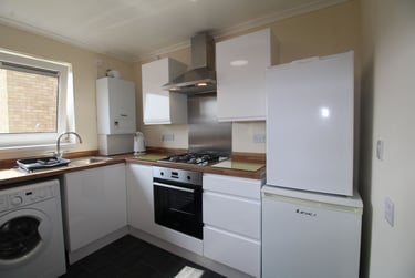 4 bed flat, Highbrook close, Lewes road, Brighton, BN24HL - Image 4