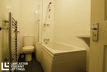 7 bed flat, George Street, City Centre, Lancaster, LA11XQ - Image 13