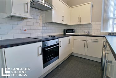 7 bed flat, George Street, City Centre, Lancaster, LA11XQ - Image 5