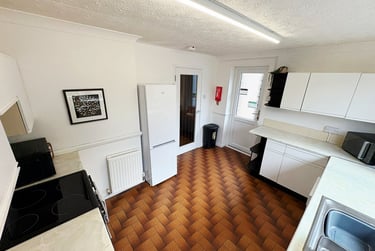 6 bed house, Staple Hill Road, Fishponds, Bristol, BS165BP - Image 4