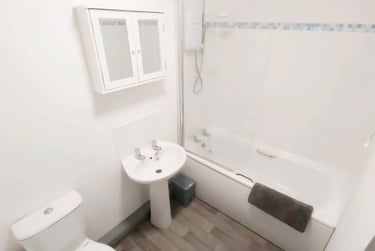 5 bed house, Seventh Avenue, Northville, Bristol, BS70QD - Image 13