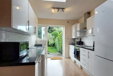 5 bed house, Dovercourt Road, Horfield, Bristol, BS79SQ - Image 2
