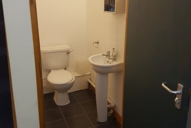 6 bed house, Russell Road, Hyson Green, Nottingham, NG76HD - Image 7