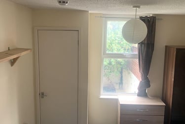 1 bed flat, Alfreton Road, Bobbers Mill, Nottingham, NG75NG - Image 3