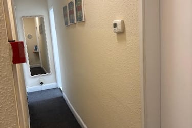 2 bed flat, Park Road, Lenton, Nottingham, NG71JG - Image 4