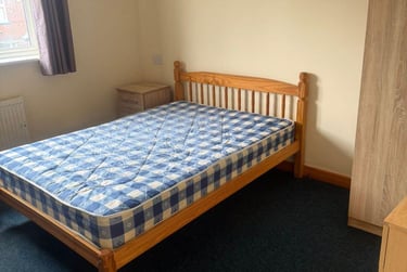 6 bed house, Russell Road, Hyson Green, Nottingham, NG76HD - Image 11