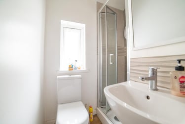 6 bed house, Talworth Street, Plasnewydd, Cardiff, CF243EH - Image 9