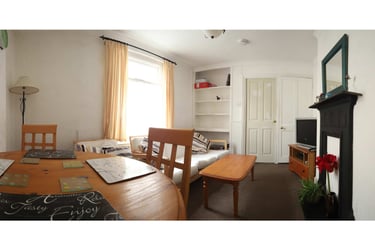 6 bed house, Richards Street, Cathays, Cardiff, CF244DA - Image 2