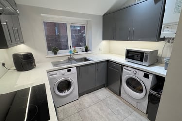 6 bed house, Talworth Street, Plasnewydd, Cardiff, CF243EH - Image 4