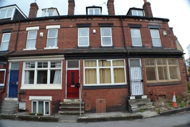 4 bed house, Winfield Terrace, Woodhouse, Leeds, LS29BD - Image 1