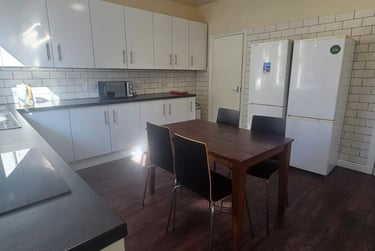 4 bed house, Winfield Terrace, Woodhouse, Leeds, LS29BD - Image 5