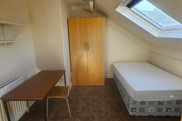 4 bed house, Winfield Terrace, Woodhouse, Leeds, LS29BD - Image 10