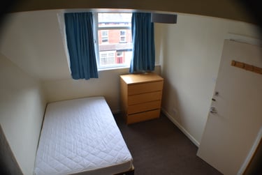 3 bed house, Winfield Terrace, Woodhouse, Leeds, LS29BD - Image 10