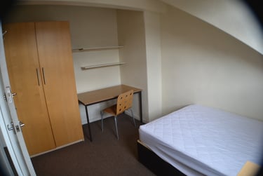 3 bed house, Winfield Terrace, Woodhouse, Leeds, LS29BD - Image 11