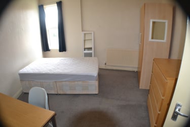 4 bed house, Winfield Place, Woodhouse, Leeds, LS29BE - Image 8