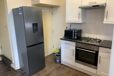 3 bed house, Winfield Place, Woodhouse, Leeds, LS29BE - Image 4