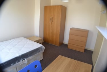 3 bed house, Winfield Place, Woodhouse, Leeds, LS29BE - Image 11