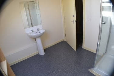 3 bed house, Winfield Place, Woodhouse, Leeds, LS29BE - Image 13