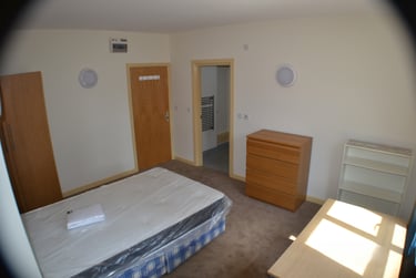 4 bed flat, Woodhouse Street, Woodhouse, Leeds, LS62PY - Image 13