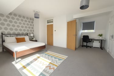 3 bed flat, Stonegate Road, Meanwood, Leeds, LS64PU - Image 5