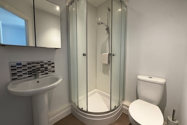 3 bed flat, Stonegate Road, Meanwood, Leeds, LS64PU - Image 9