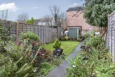 5 bed house, Regent Street, City Centre, Gloucester, GL14UJ - Image 1