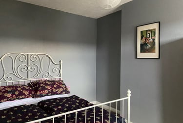 4 bed house, Knowles Road, City Centre, Gloucester, GL14TW - Image 2